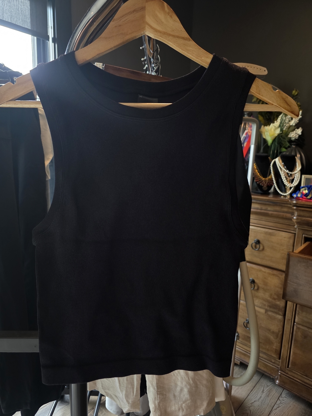 Express Black Ribbed Crewneck Tank Top Large Stretch
